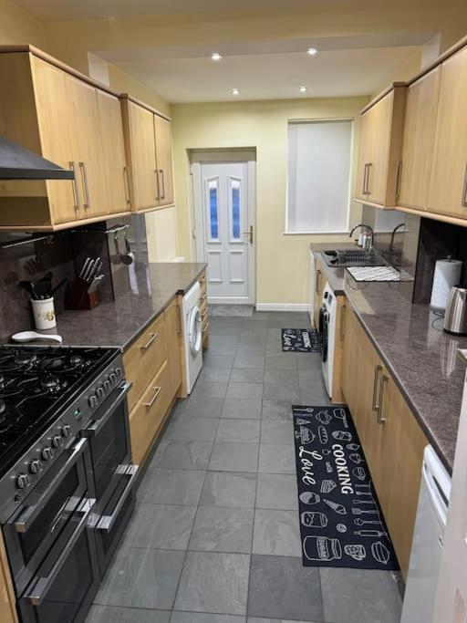 St. Leger House * Doncaster
